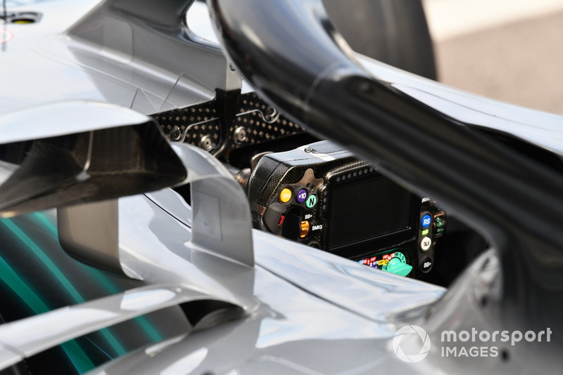 Mercedes-AMG F1 W09 steering wheel detail