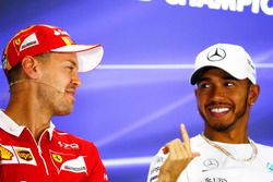 Sebastian Vettel, Ferrari, Lewis Hamilton, Mercedes AMG F1, in de persconferentie