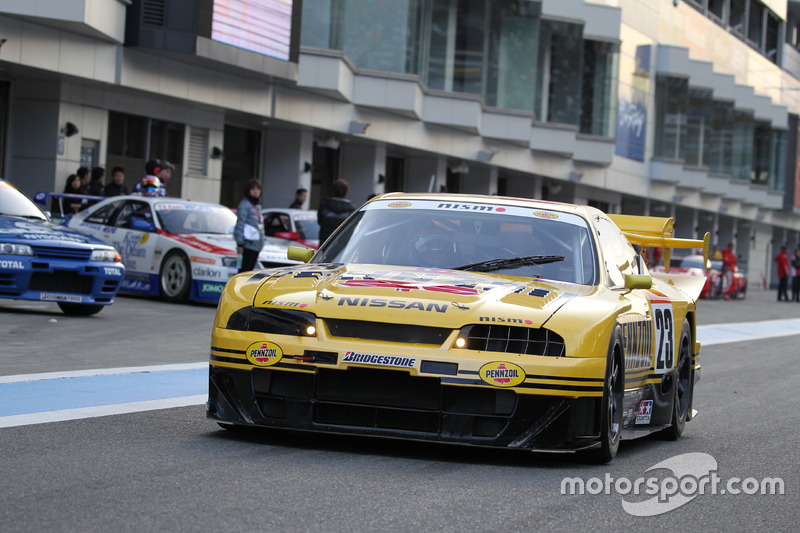 エリック・コマス/ペンズオイル・ニスモ GT-R(R33 スカイライン GT-R 1998 年 GT500 仕様)