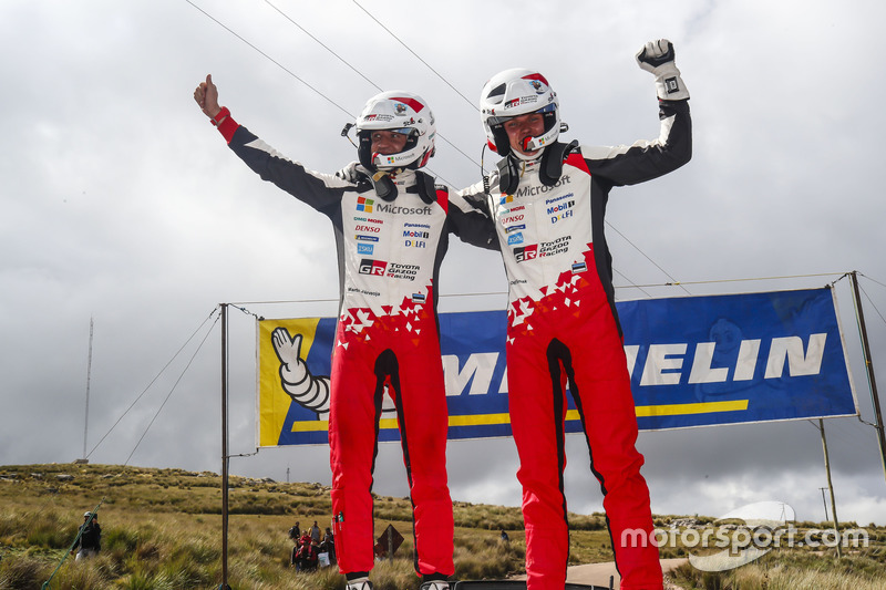 I vincitori Ott Tanak, Martin Järveoja, Toyota Yaris WRC, Toyota Gazoo Racing
