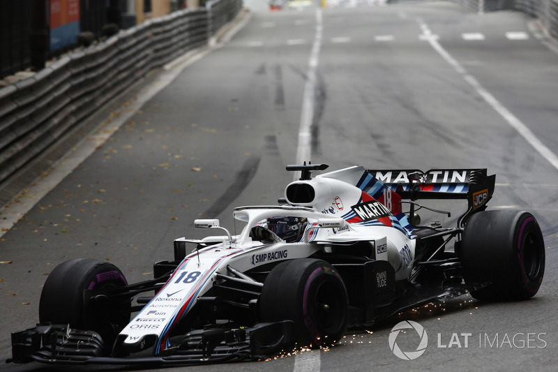Lance Stroll, Williams FW41, avec un aileron avant endommagé