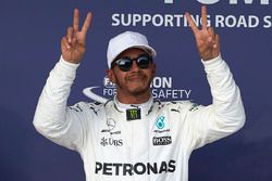 Polesitter Lewis Hamilton, Mercedes AMG F1, celebrates