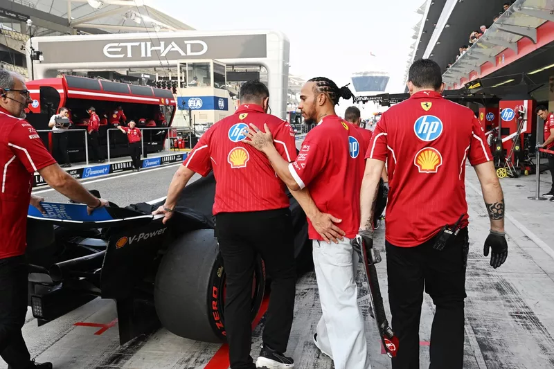 Lewis Hamilton, Ferrari après son accident