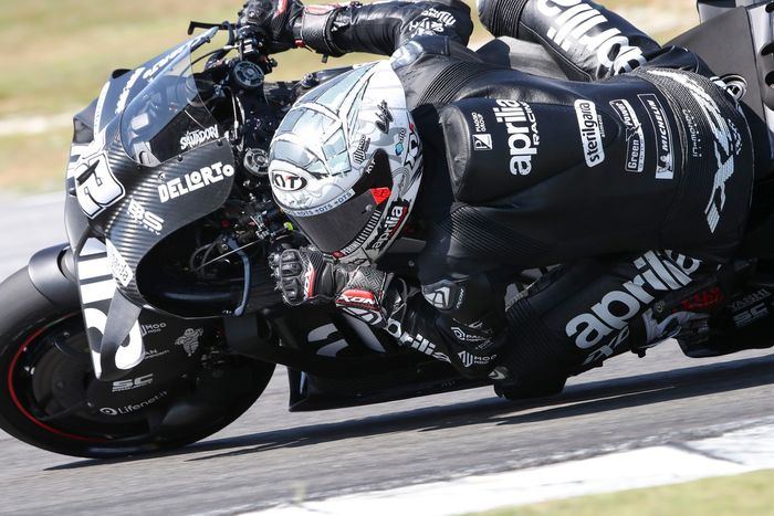 Lorenzo Savadori, Aprilia Racing