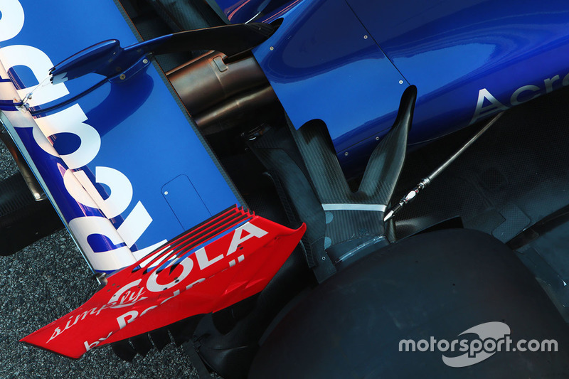 Detalle del Scuderia Toro Rosso STR12