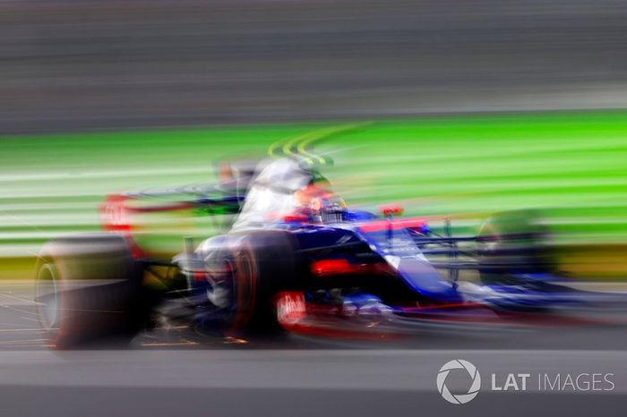 Daniil Kvyat, Scuderia Toro Rosso STR12