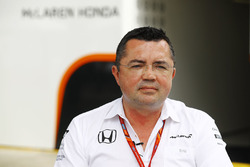 Гоночный директор McLaren Эрик Булье