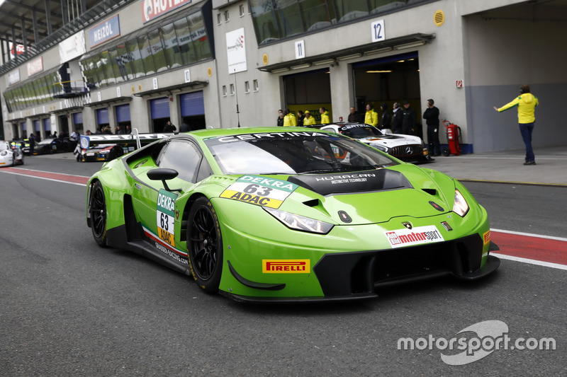 #63 GRT Grasser Racing Team, Lamborghini Huracán GT3: Rolf Ineichen, Christian Engelhart