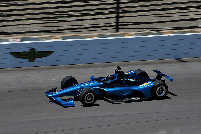 Juan Pablo Montoya prueba el Chevrolet IndyCar 2018