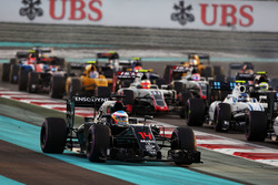 Fernando Alonso, McLaren MP4-31 au départ