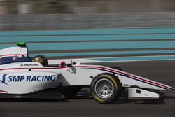 Robert Shwartzman, Koiranen GP