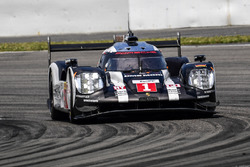 #1 Porsche Team, Porsche 919 Hybrid: Timo Bernhard, Mark Webber, Brendon Hartley