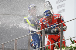 Podium: racewinnaar Andrea Dovizioso, Ducati Team