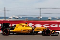 Kevin Magnussen, Renault Sport F1 Team RS16