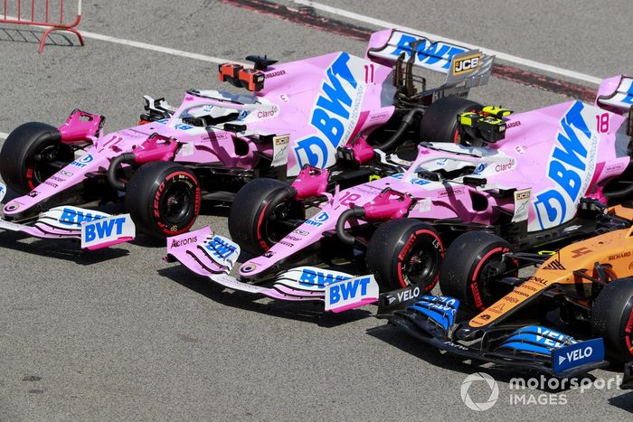 Los monoplazas de Sergio Pérez, Racing Point RP20, Lance Stroll, Racing Point RP20, Lando Norris, McLaren MCL35, en Parc Ferme