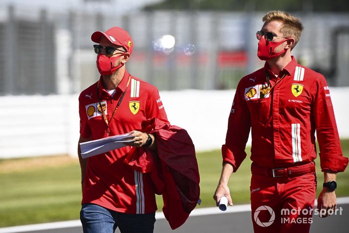 Sebastian Vettel, Ferrari con sus ingenieros