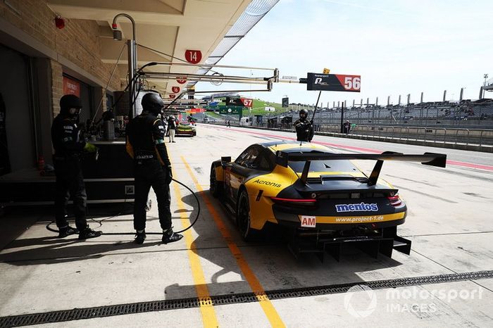 #56 Team Project 1 Porsche 911 RSR: Egidio Perfetti, Laurents Horr, Matteo Cairoli 