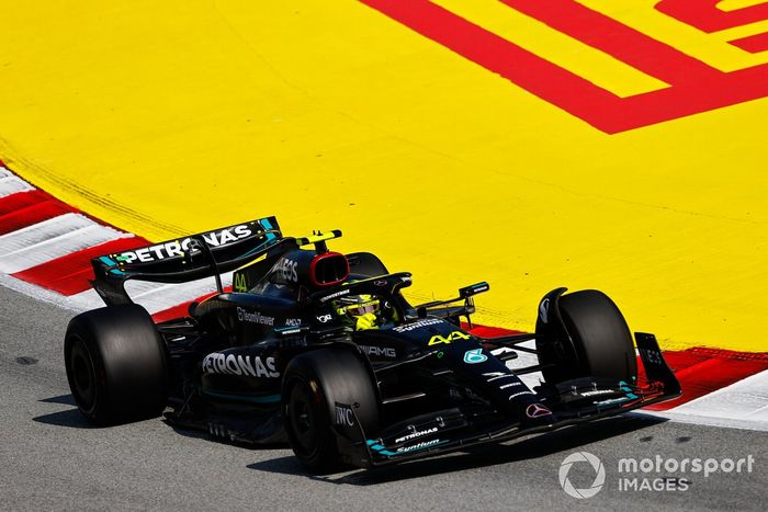 Lewis Hamilton, Mercedes W14