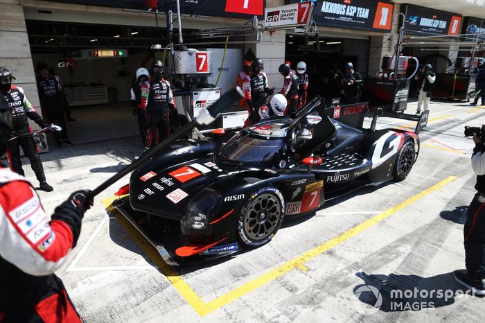 #7 Toyota Gazoo Racing Toyota GR010 - Hybryda: Mike Conway, Kamui Kobayashi, Nyck de Vries