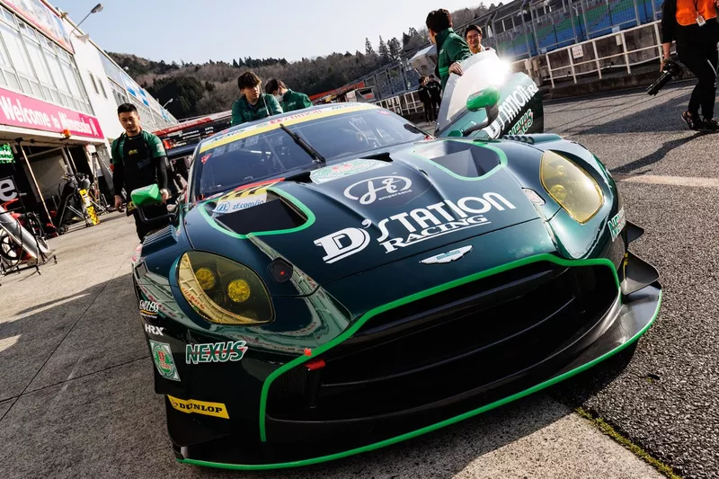 #777 D'station Vantage GT3
