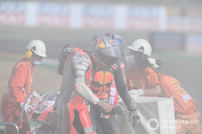 Caída de Jack Miller, Pramac Racing y Brad Binder, Red Bull KTM Factory Racing 