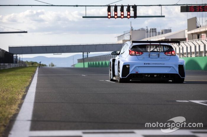 Hyundai Veloster N ETCR