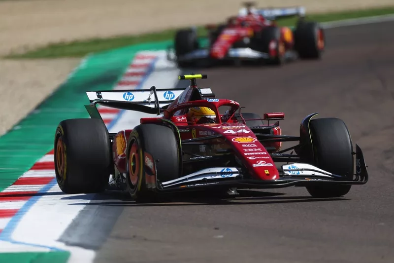 Charles Leclerc, Ferrari, Lewis Hamilton
