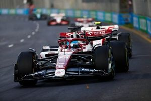 Valtteri Bottas, Alfa Romeo C42, Mick Schumacher, Haas VF-22