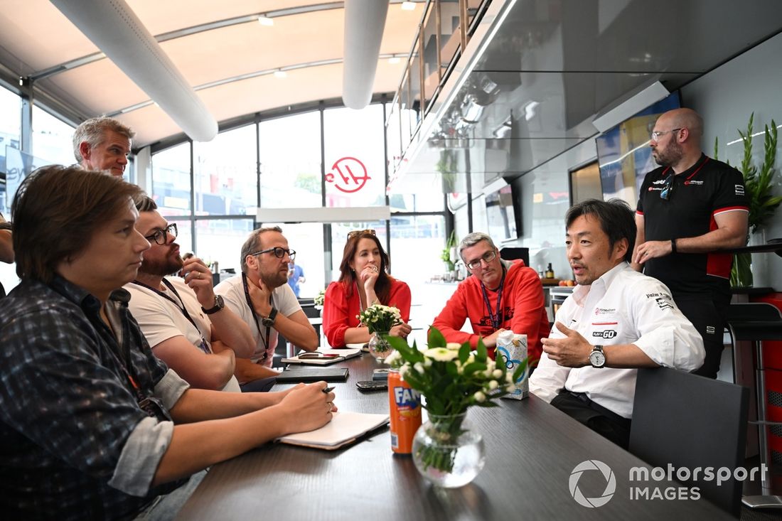 Ayao Komatsu, dyrektor zespołu, Haas F1 Team 