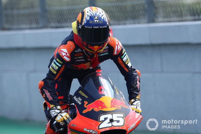 Ganador Raul Fernandez, Red Bull KTM Ajo