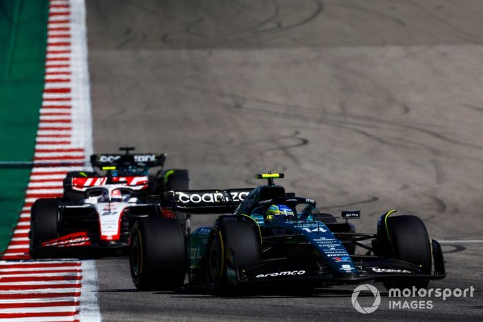 Fernando Alonso, Aston Martin AMR23, Nico Hulkenberg, Haas VF-23, Lance Stroll, Aston Martin AMR23
