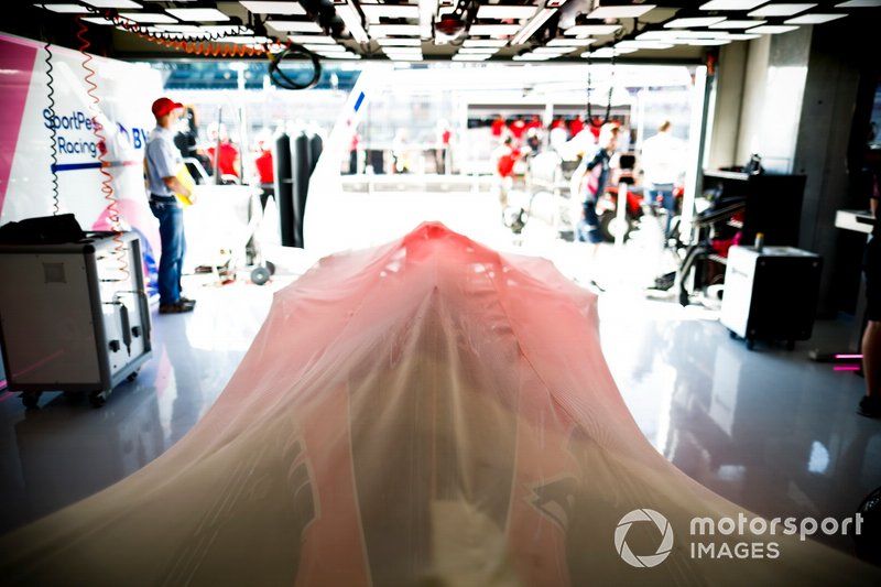 Racing Point RP19 en el Parc Ferme