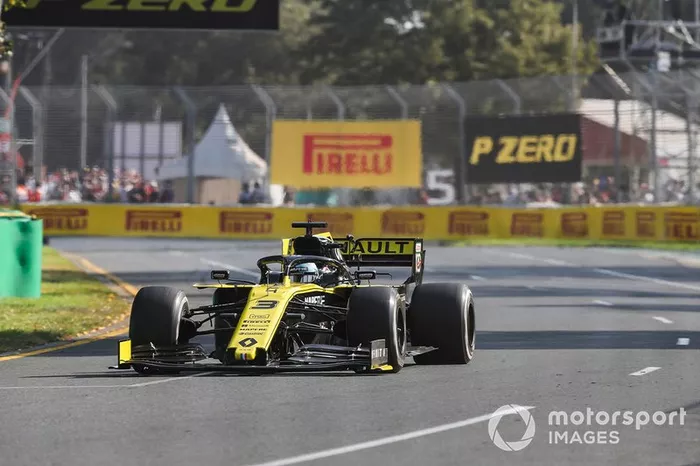 Daniel Ricciardo, Renault F1 Team R.S.19