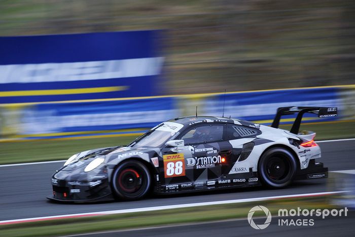 #88 Dempsey Proton Competition Porsche 911 RSR: Matteo Cairoli, Gianluca Roda, Satoshi Hoshino
