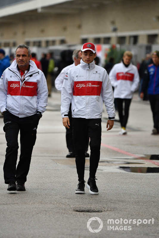Beat Zehnder, Alfa Romeo Sauber F1 Team Manager e Charles Leclerc, Alfa Romeo Sauber F1 Team