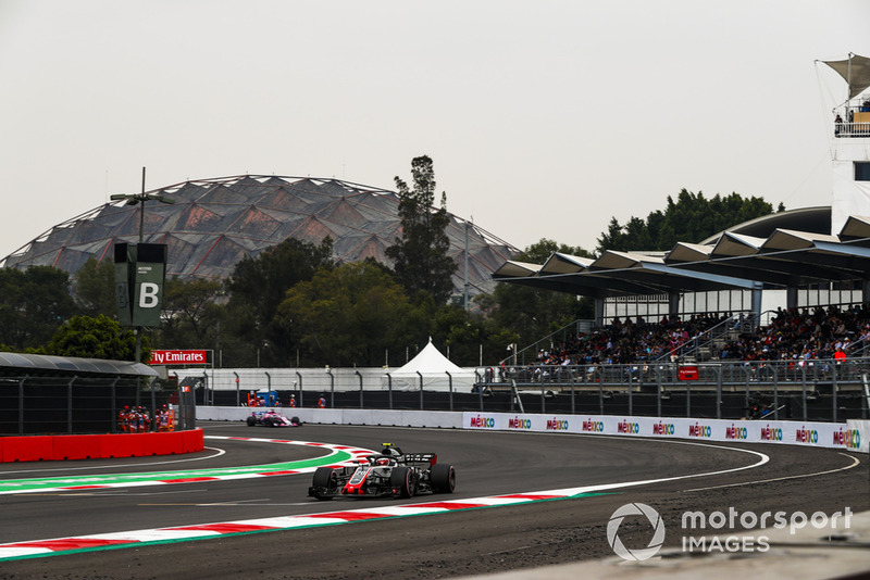 Кевін Магнуссен, Haas F1 Team VF-18, Серхіо Перес, Racing Point Force India VJM11