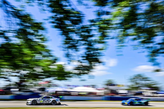 #66 Gradient Racing Ford Mustang GT3: Joey Hand, Till Bechtolsheimer, Tatiana Calderon