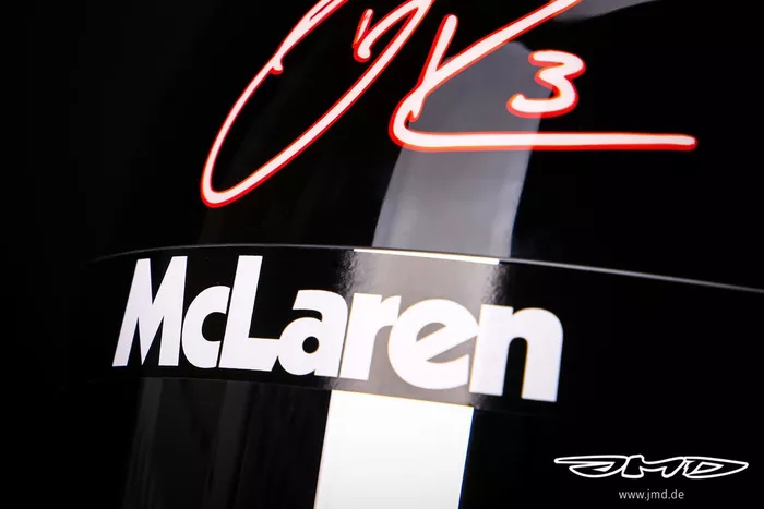 Helm van Daniel Ricciardo, McLaren