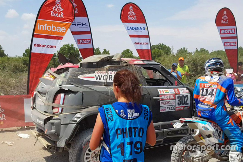 #302 X-Raid Team Mini: Nani Roma, Alex Haro finisce la tappa con dei danni