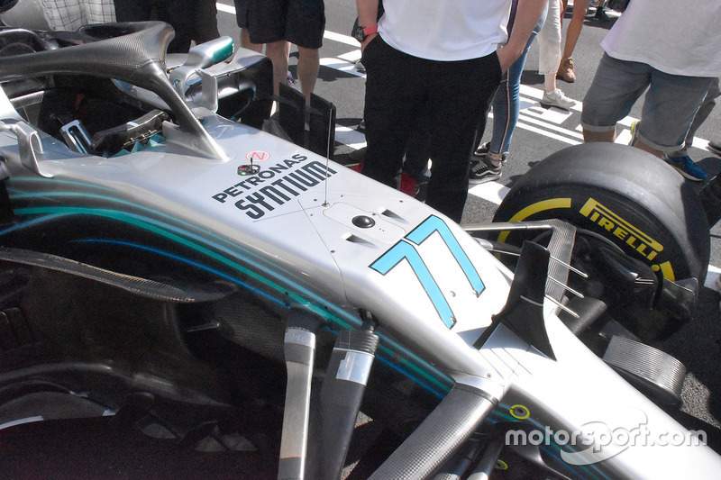 Передняя часть Mercedes F1 W09