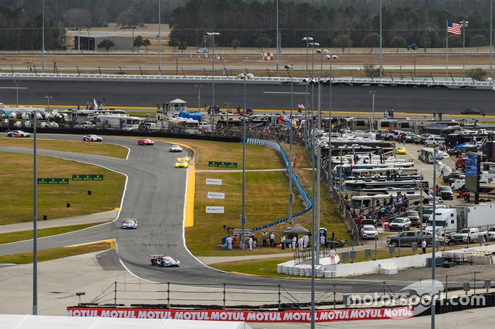 #66 Chip Ganassi Racing Ford GT, GTLM: Dirk Müller, Joey Hand, Sébastien Bourdais, #67 Chip Ganassi Racing Ford GT, GTLM: Ryan Briscoe, Richard Westbrook, Scott Dixon