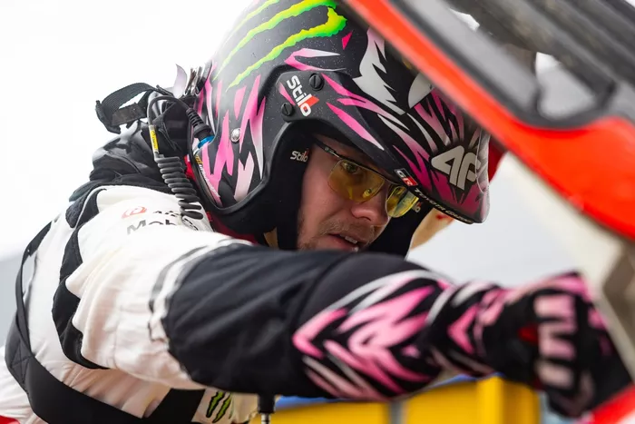 Oliver Solberg, Elliott Edmondson, Toyota Gazoo Racing WRT Toyota GR Yaris Rally1