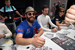 Autograph session, Stefano Comini, Comtoyou Racing, Audi RS3 LMS