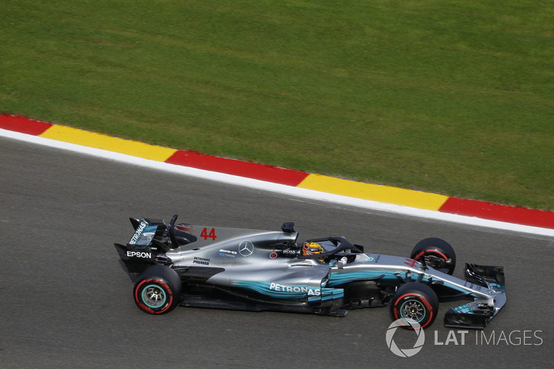 Lewis Hamilton, Mercedes-Benz F1 W08 con el Halo