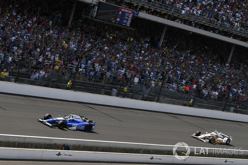 Takuma Sato, Andretti Autosport Honda, Helio Castroneves, Team Penske Chevrolet