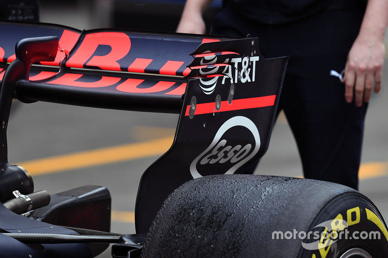 Détail de l'aileron arrière de la Red Bull Racing RB13