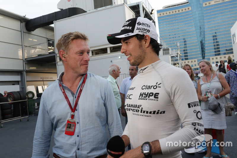 Simon Lazenby, presentador de TV con Sky Sports F1 con Sergio Perez, Sahara Force India F1