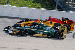 Josef Newgarden, Ed Carpenter Racing, Chevrolet; Ryan Hunter-Reay, Andretti Autosport, Honda