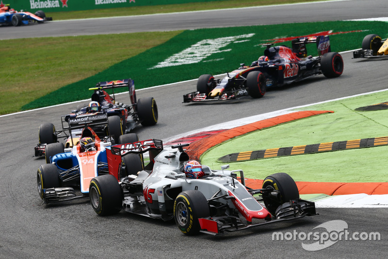 Romain Grosjean, Haas F1 Team VF-16