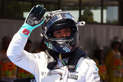 Nico Rosberg, Mercedes AMG F1 celebra su segundo posición en parc ferme.